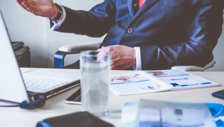 7 principais dicas para contratar um contador para o seu e-commerce 7 principais dicas para contratar um contador para o seu e-commerce