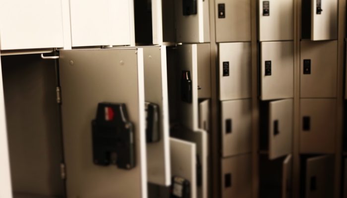 Imagem de um locker, ou armário, representando um tipo de ponto de retirada para e-commerce