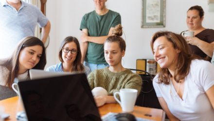 Como fazer a integração de equipes e setores na empresa Como fazer a integração de equipes e setores na empresa