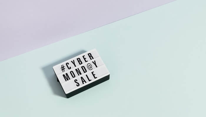 Black Friday, Cyber Monday e Boxing Day no Brasil Placa com os dizeres