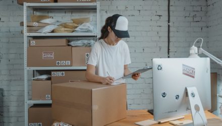 Imagen adjunta: ¿Cómo hacer envíos por paquetería en una tienda online?