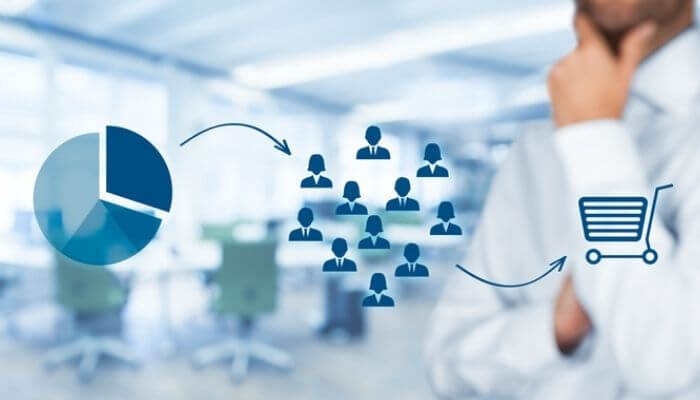 O que é persona e como criar uma para o seu negócio? imagem que simplifica o que é persona com um gráfico e avatares que representariam o cliente ideal