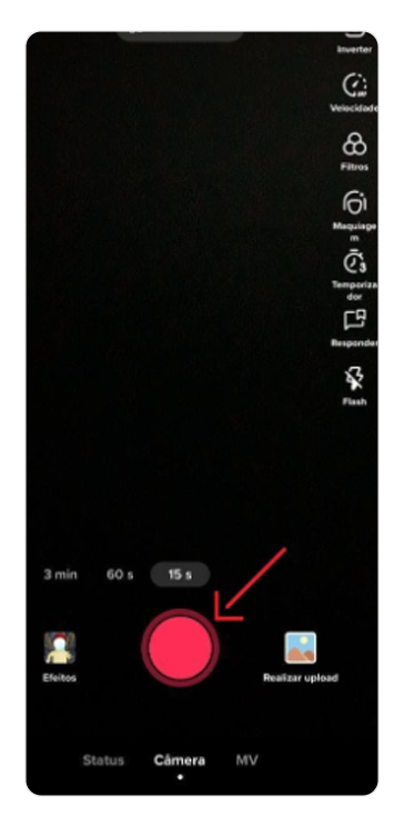 Print da tela principal do TikTok mostrando o botão principal de gravar