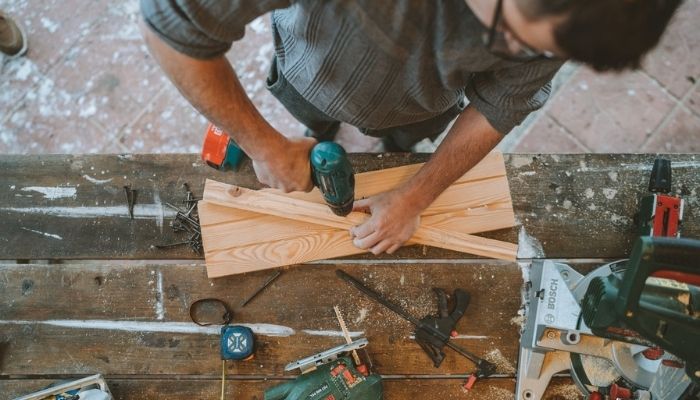 15 ideas de manualidades con maderas para hacer y vender