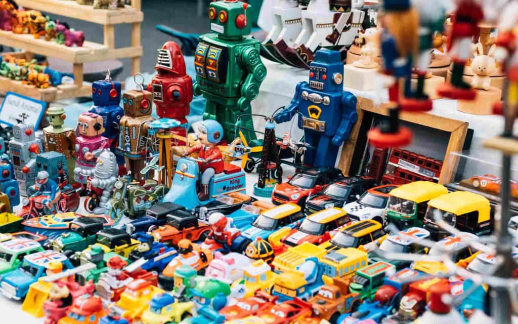Dónde encontrar juguetes antiguos para vender en tu negocio?