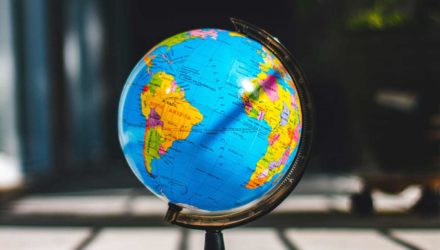 Imagem ilustrativa de: Como vender produtos para fora do Brasil: guia completo