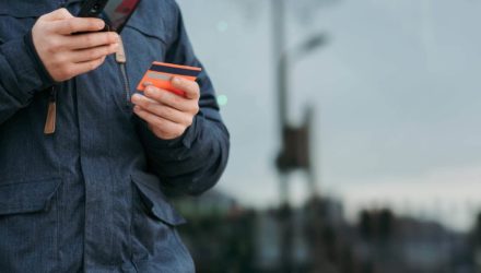 Imagem ilustrativa de: O que preciso saber para trabalhar com transferência TED em 2025?