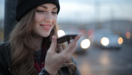 Imagen adjunta: ¿Qué es la búsqueda por voz y cómo funciona? [+ consejos de SEO]