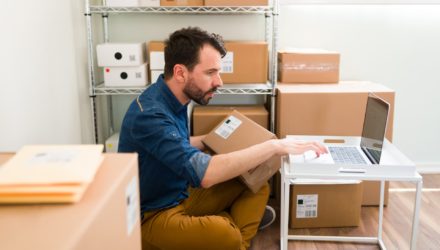 Imagen adjunta: Guía para la entrega de mercancía al cliente en una tienda online