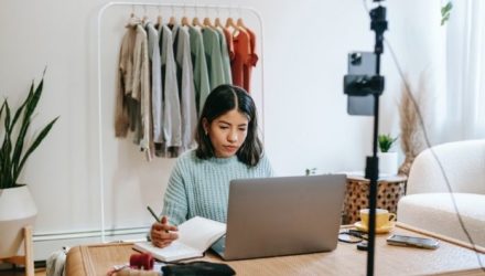 Imagen adjunta: ¿Qué es Google AdSense y cómo se gana dinero con esta plataforma?