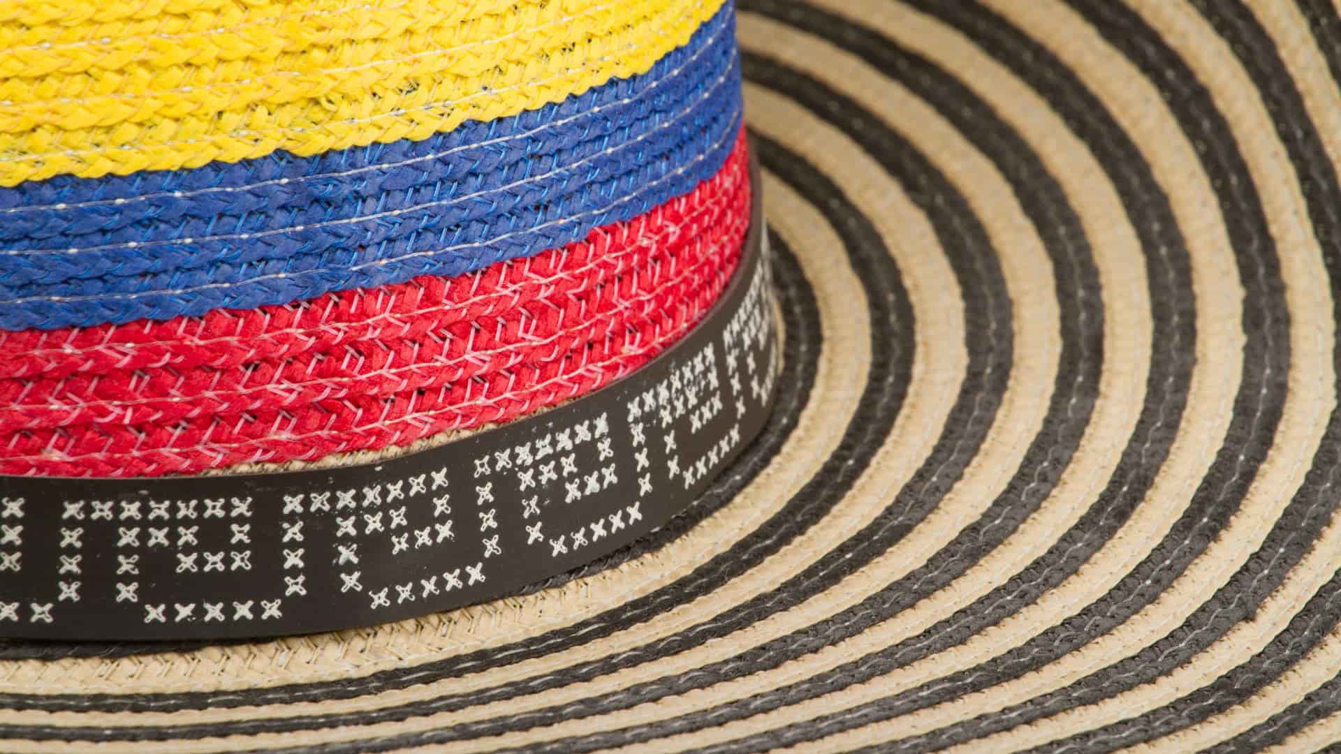 Sombrero vueltiao, uno de los ejemplos emblem&aacute;ticos de las artesan&iacute;as colombianas.