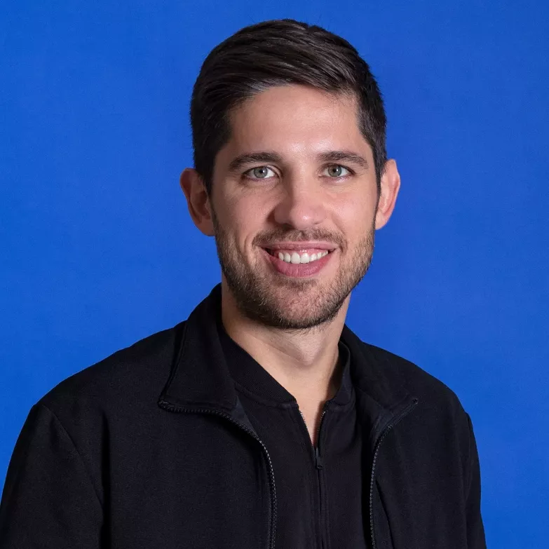 Alejandro V&aacute;zquez