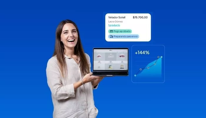 Tiendanube e-commerce: la solución para hacer crecer tu marca Dueña de negocio presentando resultados de ventas de su tienda online creada con la plataforma de e-commerce de Tiendanube.